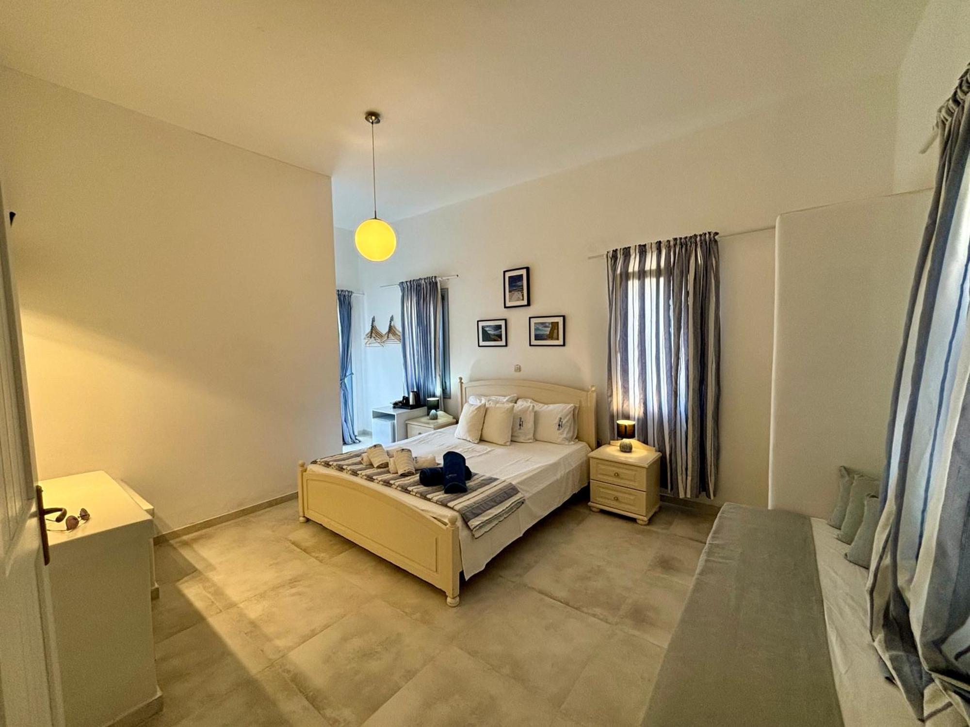 Thomas Apartments Katapola - Chora Ngoại thất bức ảnh