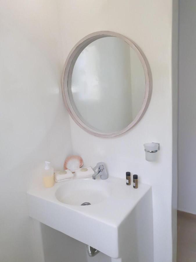 Thomas Apartments Katapola - Chora Ngoại thất bức ảnh